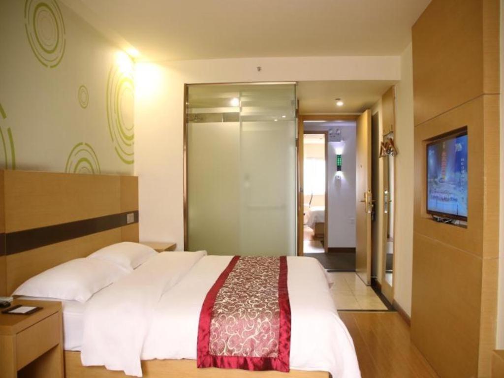 Greentree Inn Zhejiang Ningbo South Railway Station Express Hotel Exterior foto