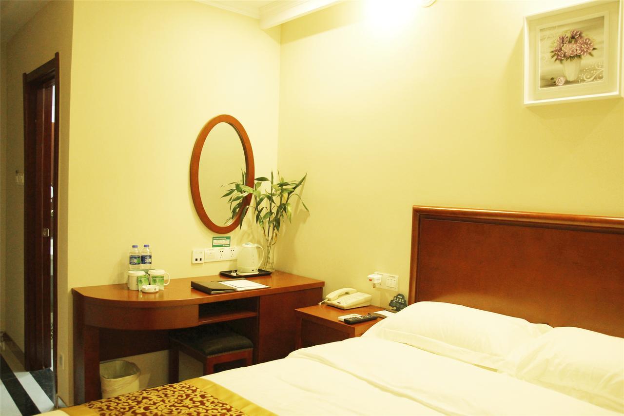 Greentree Inn Zhejiang Ningbo South Railway Station Express Hotel Exterior foto