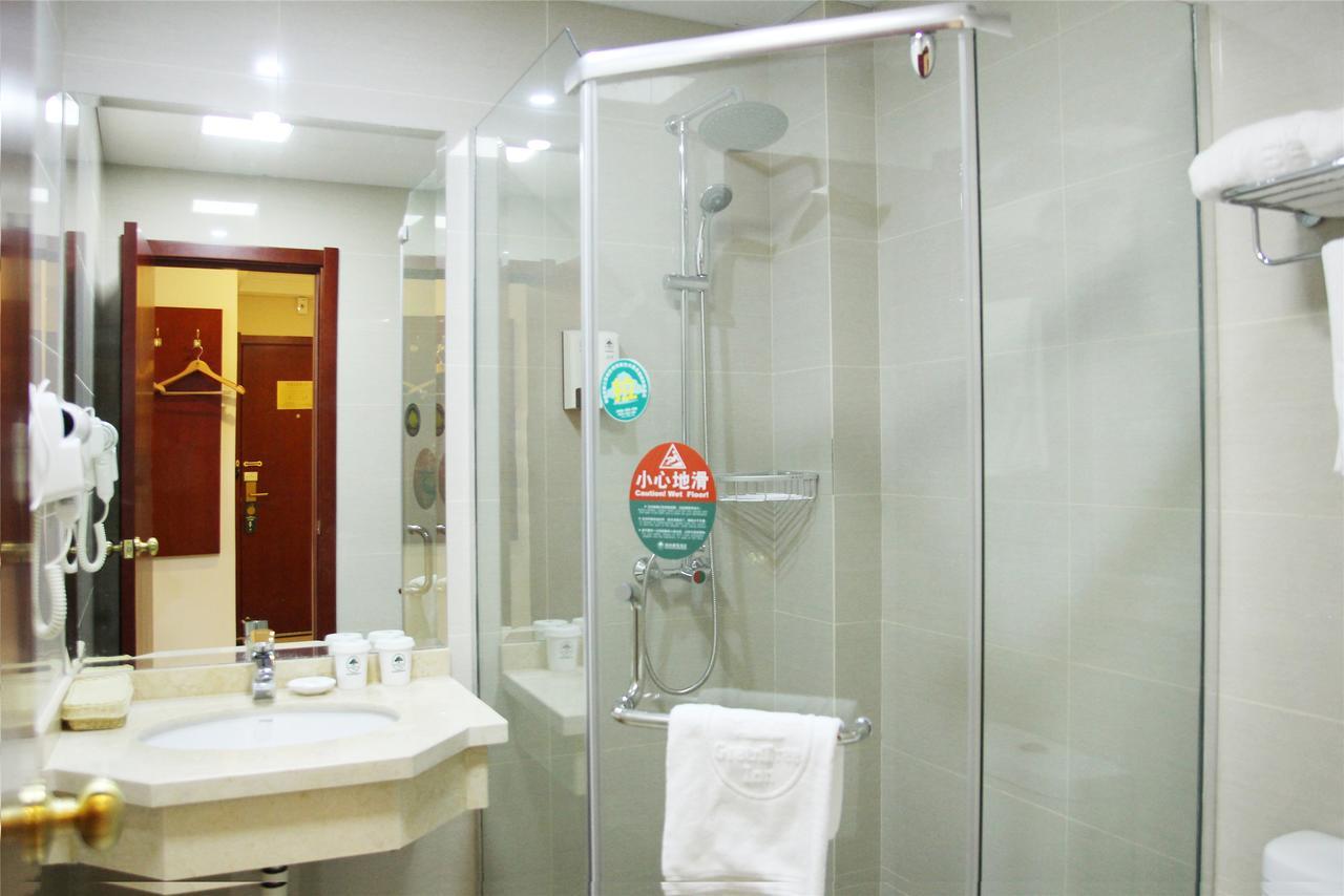 Greentree Inn Zhejiang Ningbo South Railway Station Express Hotel Exterior foto